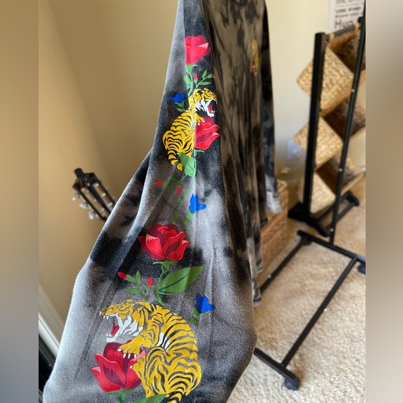 Hollister Super Soft Long Sleeve T-shirt - Small - Picture 4 of 5